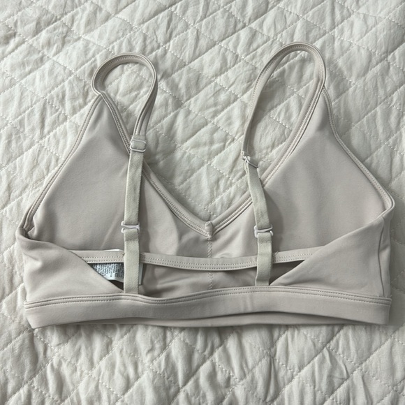 Oner Active Timeless Strappy Bralette - Picture 2 of 2